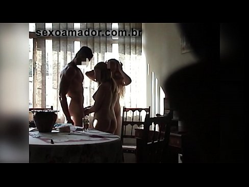 ❤️ Сэкс-сябры запрашаюць мужчыну-гіганта і ўтрох з ім ❤️❌ Шлюхі у нас ☑